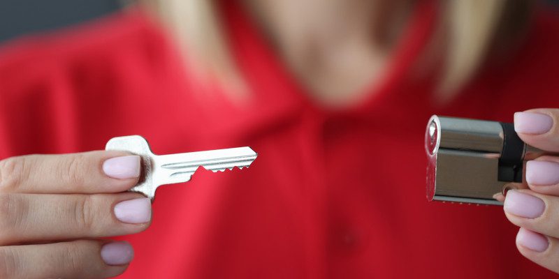 Reasons to Choose a Door Lock with an Interchangeable Core