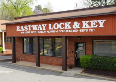 Auto locksmith